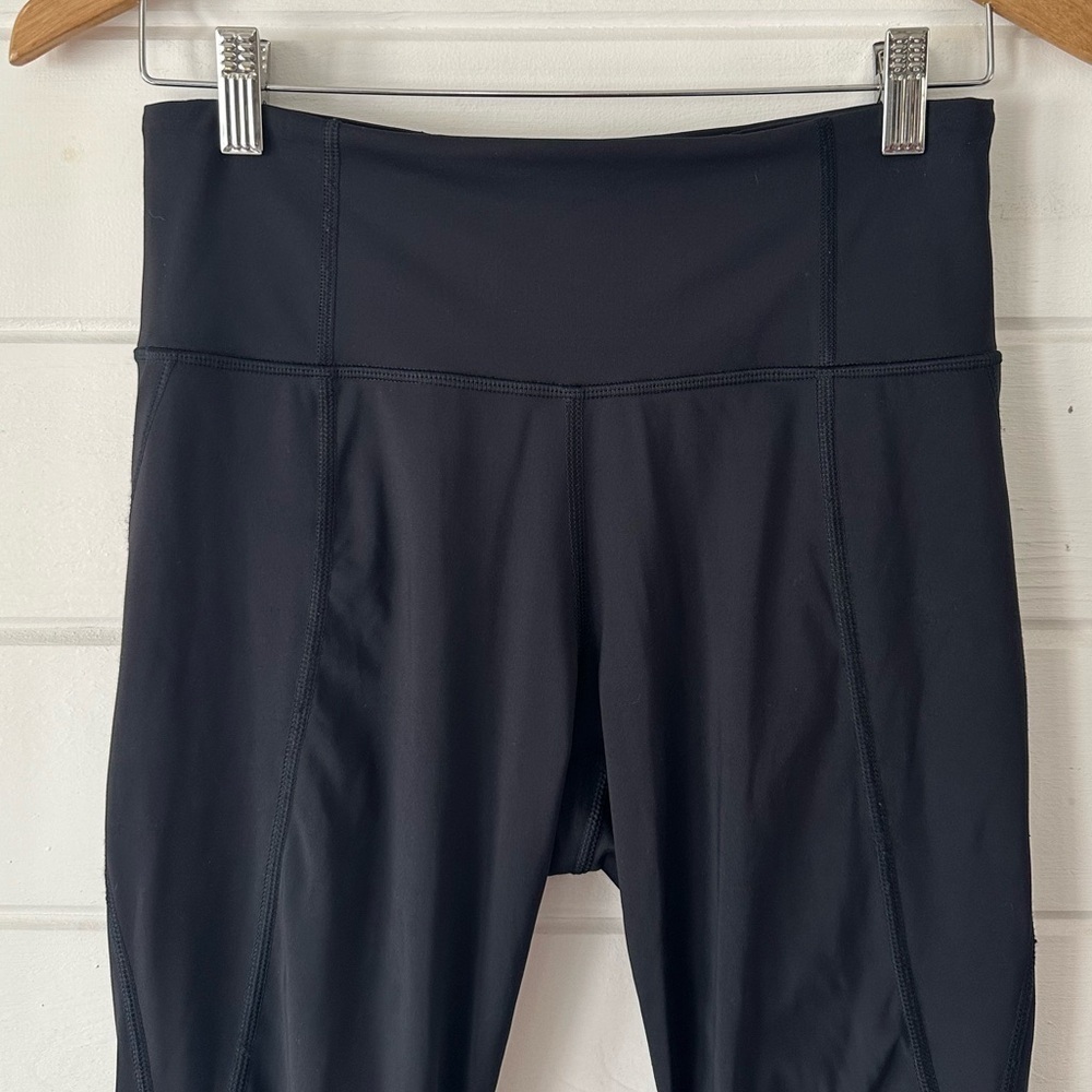 Athleta Lightning Stash Pocket Capri Athletic Compression Leggings / Black Sz S - Picture 7 of 14